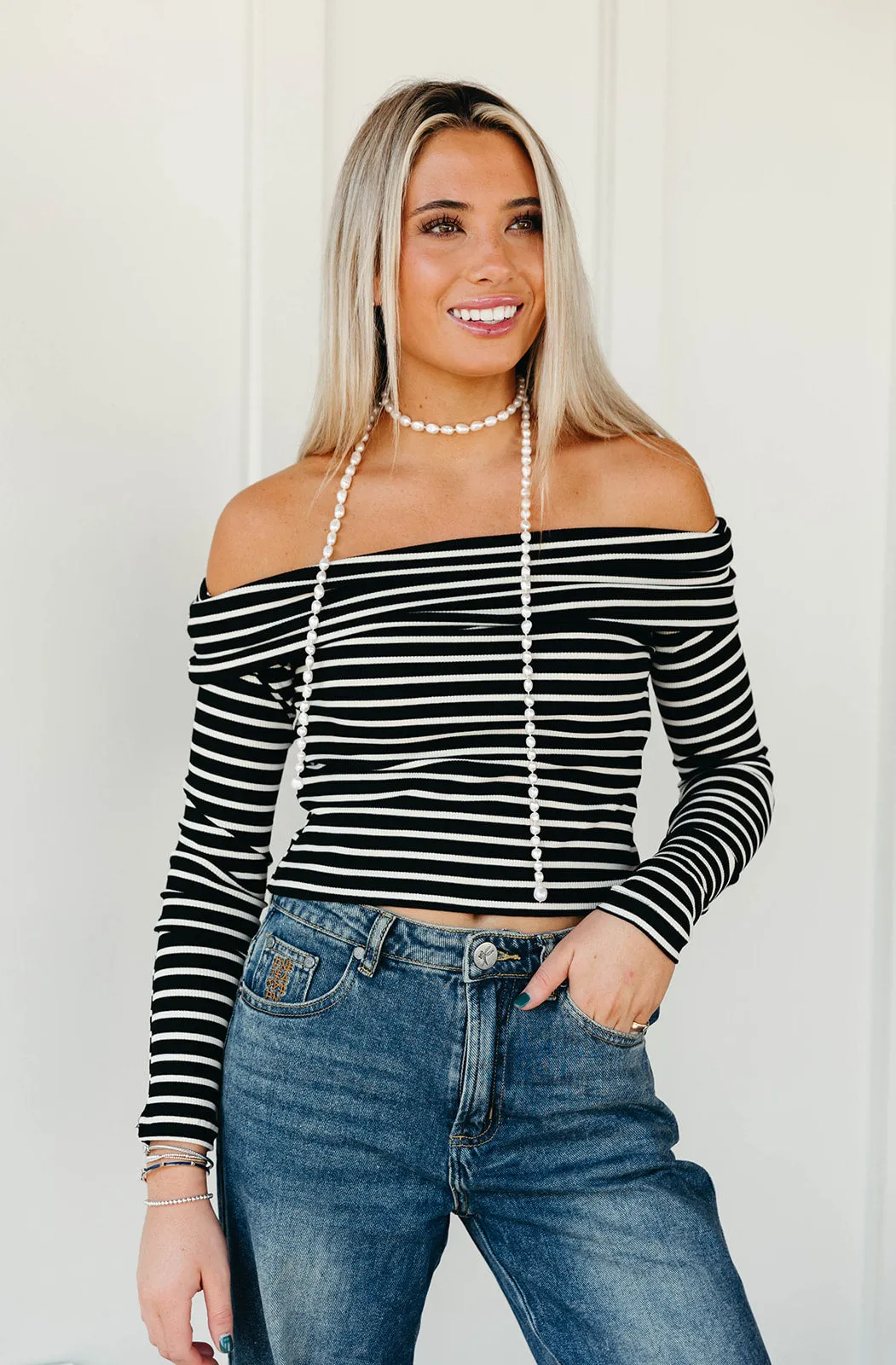 Lilah Striped Top - Black/Beige