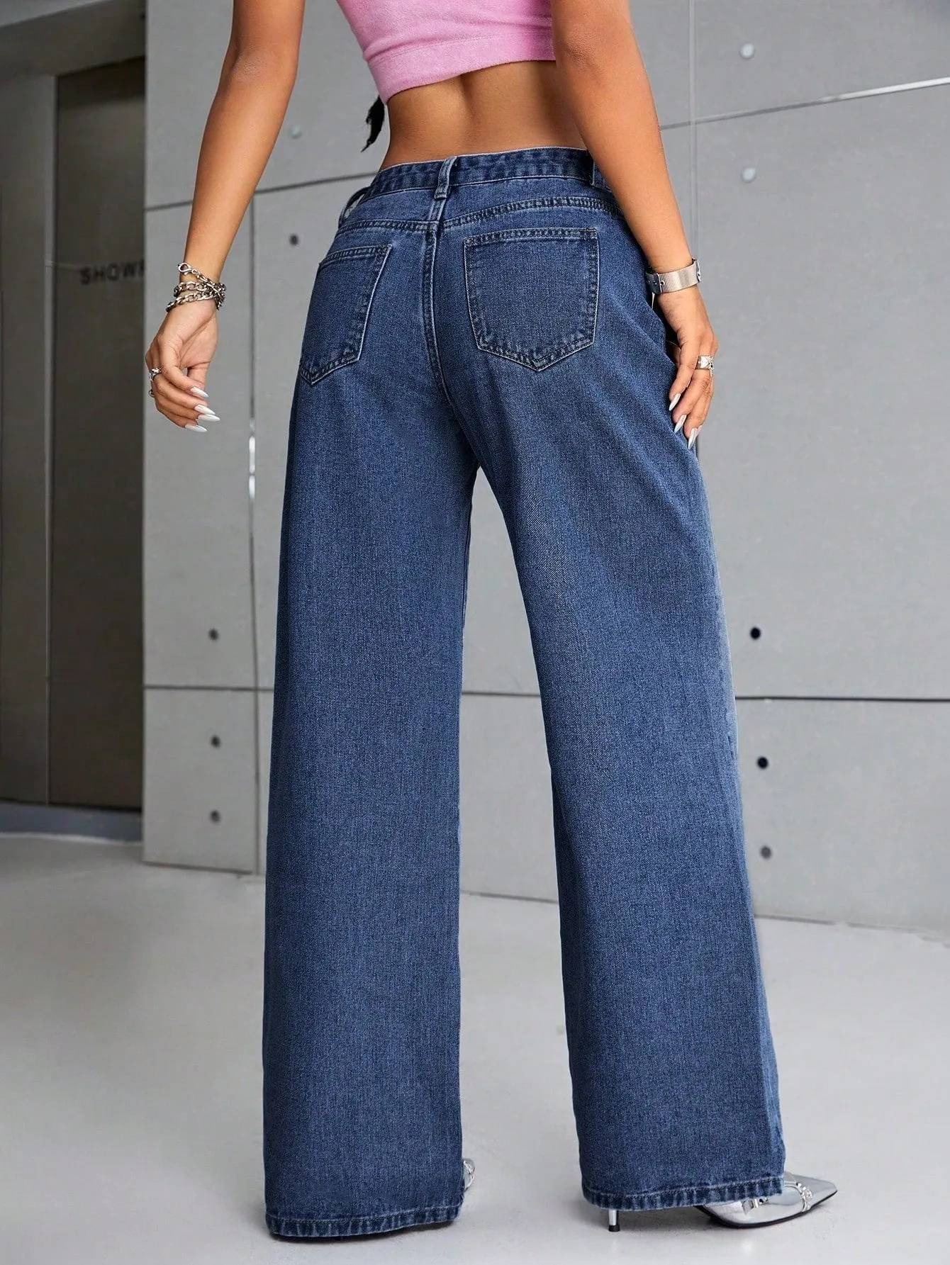 Slant Pocket Wide Leg Jeans