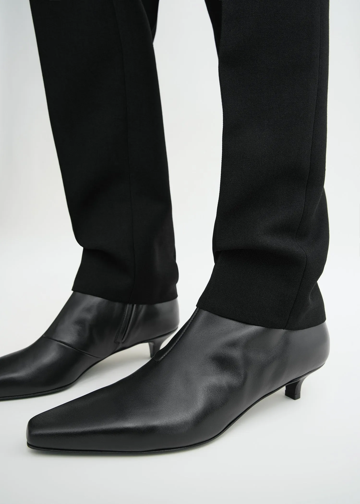 The Slim Ankle Boot black