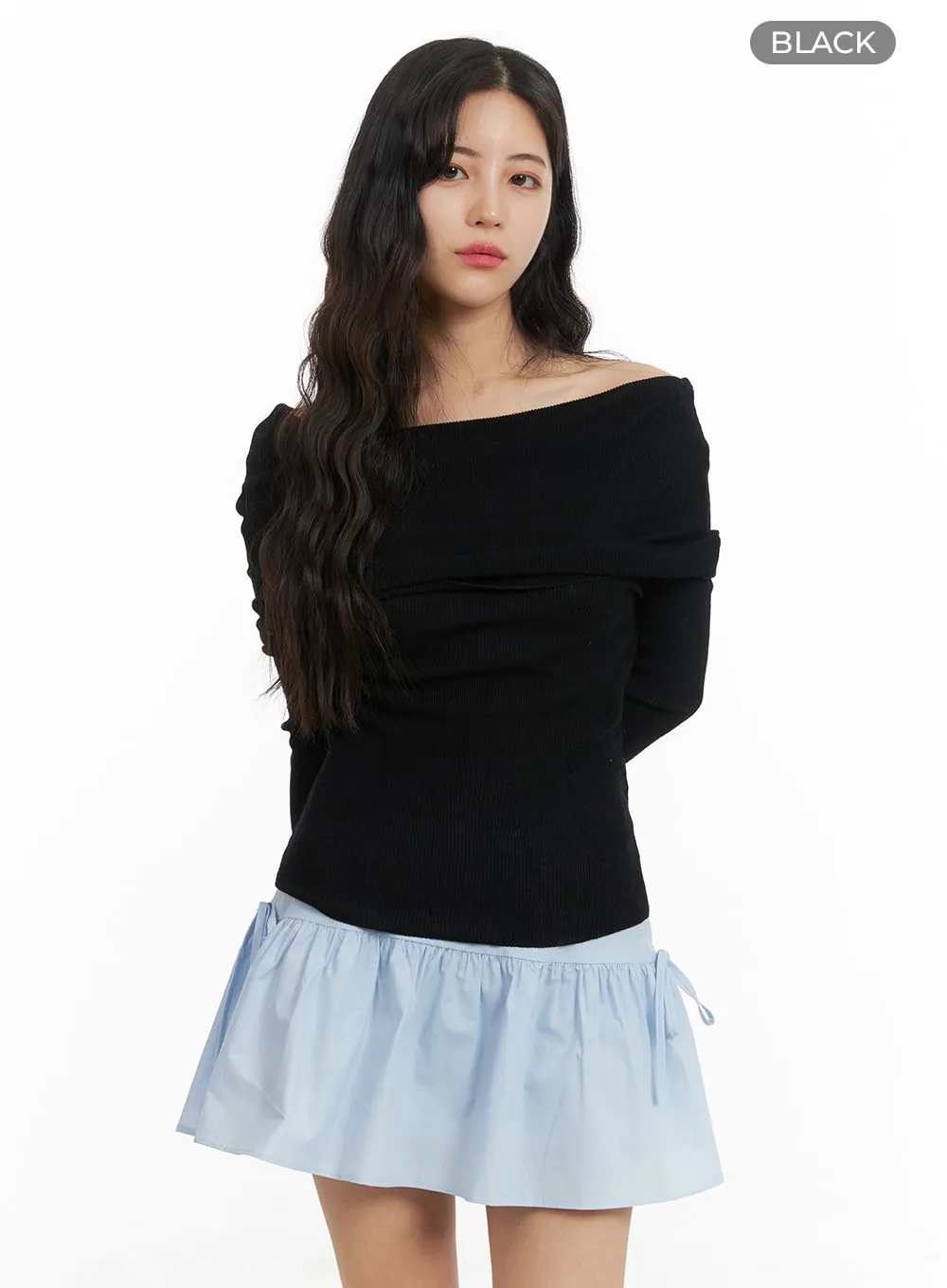 Wide Fold Off-Shoulder Knit Top OM427